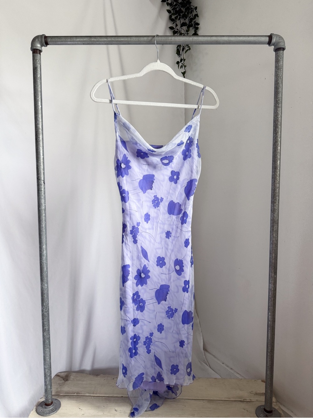 Vintage floral midi dress